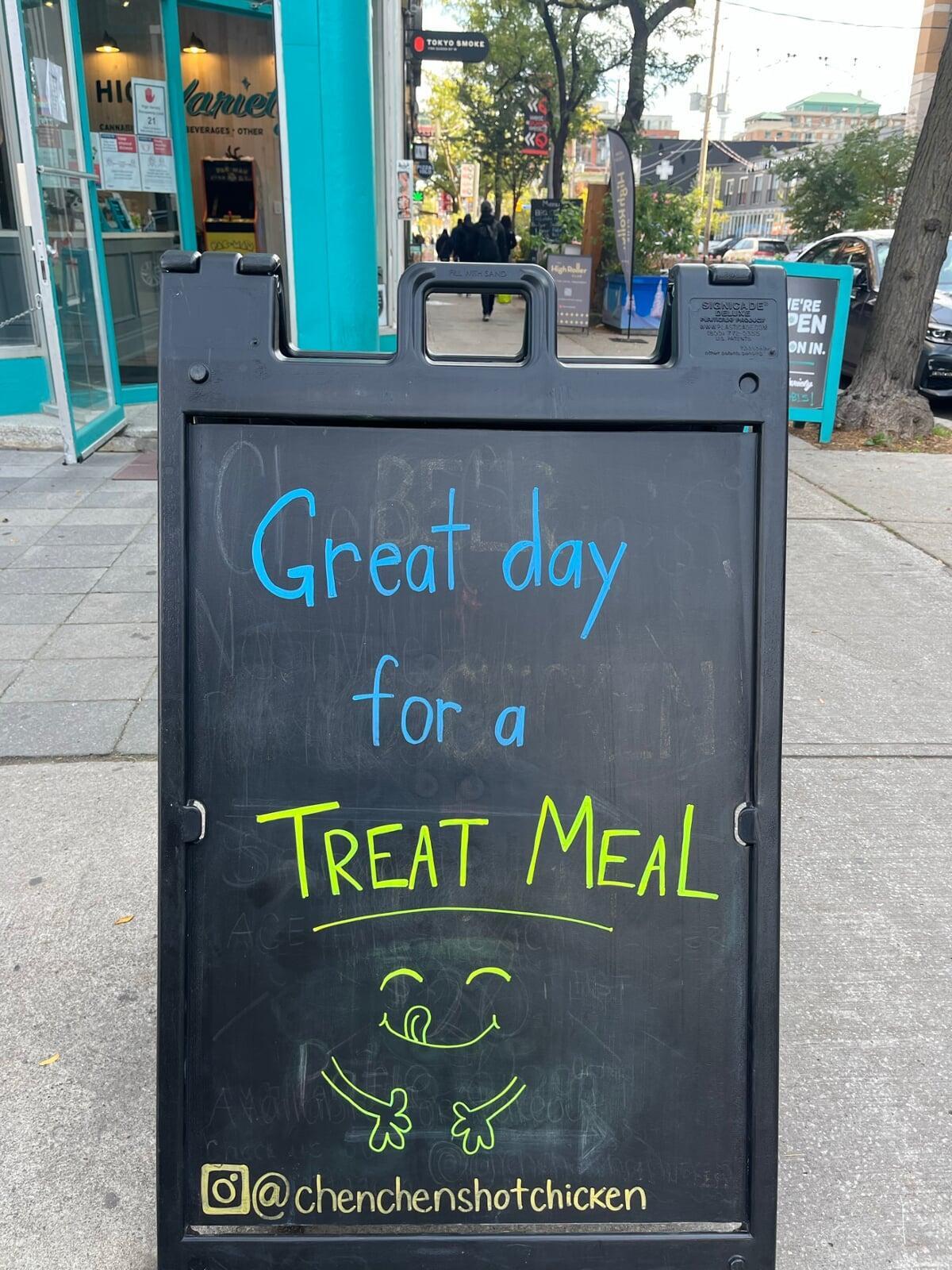 Queen Street Signage